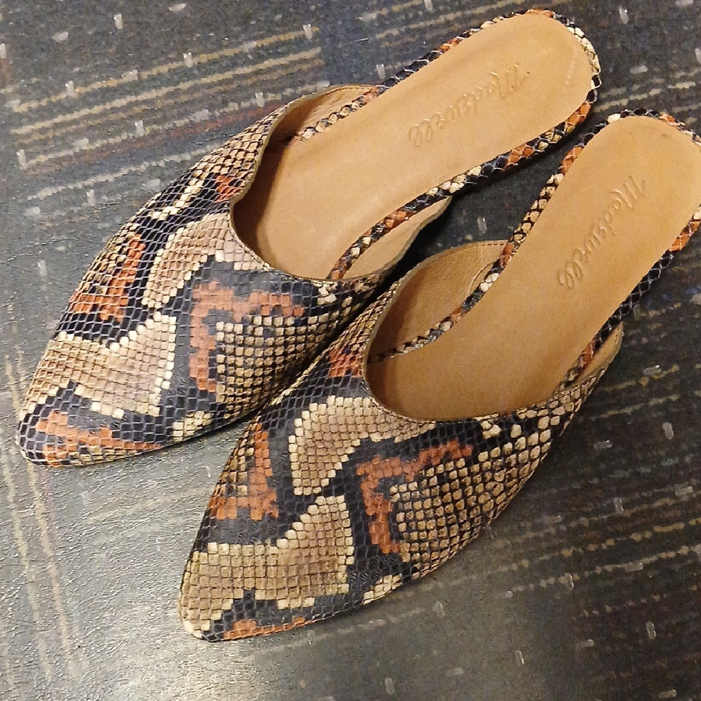 Madewell Black and Brown Slip On mule Flat with Snakeskin Texture 8